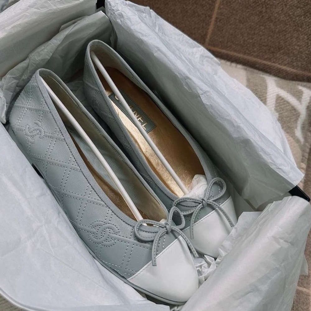Chanel ballerinas
